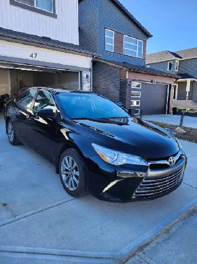 2017 Toyota Camry XLE in Great Condition