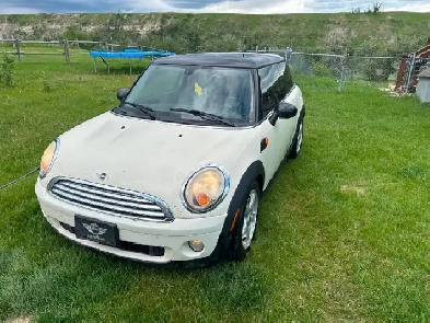 2009 Mini Cooper Base Model
