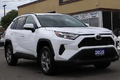 2025 Toyota RAV4 XLE AWD