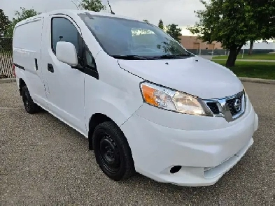 2017 Nissan NV200 S 2.0L 4CYL FWD Cargo