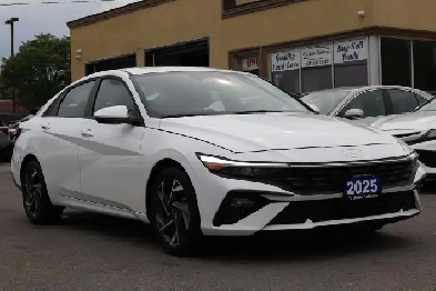 2025 Hyundai Elantra Preferred IVT w/Tech Pkg with sunroof
