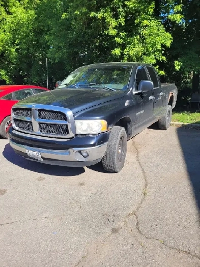 !!!!!!   2005 BLACK DODGE RAM 1500 QUADCAB 4X4   !!!!!