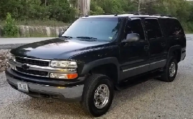 suburban 2005