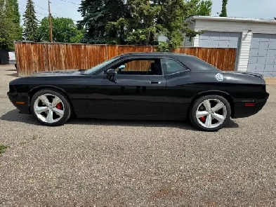 2010 Dodge Challenger SRT8 17,000KMS as new