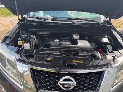 $9,000 Freshly safetied 2013 Nissan Pathfinder SL