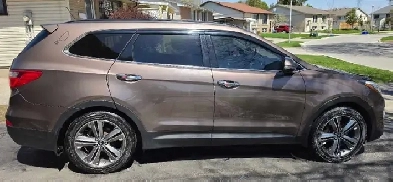 2015 Hyundai Santa Fe XL Limited edition