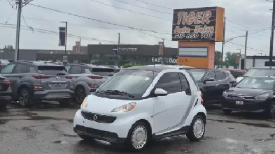 2015 Smart fortwo PURE, CLEAN, LOW KMS, LEATHER, 2 SETS RIMS, CE