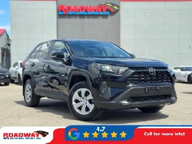 2025 Toyota RAV4 LE HEATED SEATS | APPLE CARPLAY | BLIND-SPOT...