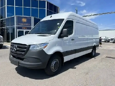 2023 Mercedes-Benz Sprinter Van Sprinter 3500XD- CARGO