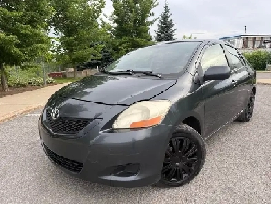 2009 Toyota Yaris 2009 TOYOTA  YARIS , MANUEL  , 4 CYLINDRES  1.