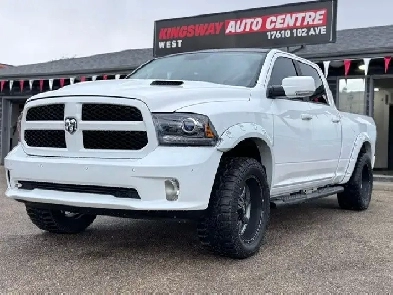 2016 Ram 1500 4WD Crew Cab Sport