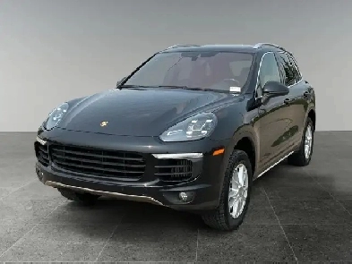 2017 Porsche Cayenne S / AWD