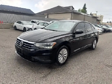 2019 Volkswagen Jetta ( No Accidents/ Clean history)