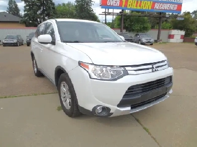 2015 Mitsubishi Outlander ES AWC w/Heated Cloth/Bluetooth/USB ~