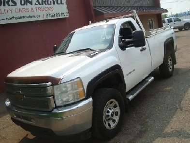 2013 Chevrolet Silverado 3500HD 4X4 LONG BOX