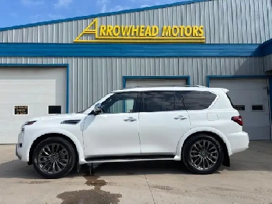 2023 Nissan Armada Platinum LOW KM / Tan interior