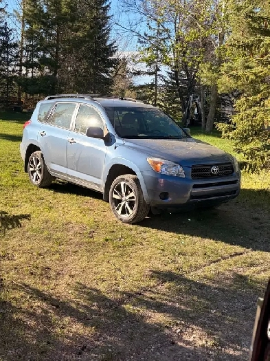 2008 Toyota RAV4 - RARE FIND