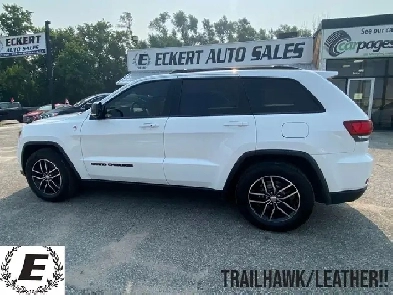 2017 Jeep Grand Cherokee Trailhawk with LEATHER/SUNROOF!