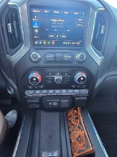 2022 GMC 2500HD Denali (6.6L V8 Gas)