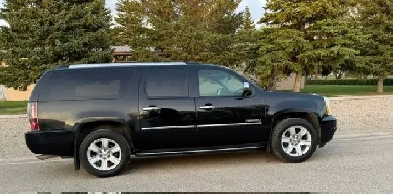 2012 GMC DENALI YUKON XL PKG - AWD - 2 DVD PKG / 7 PASS