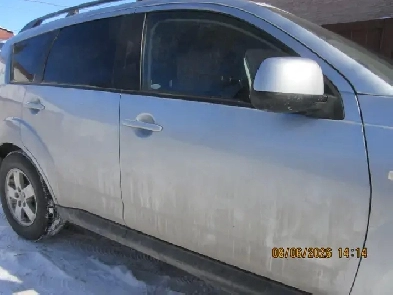 2011 Mitsubishi Outlander ES SAFTIED!