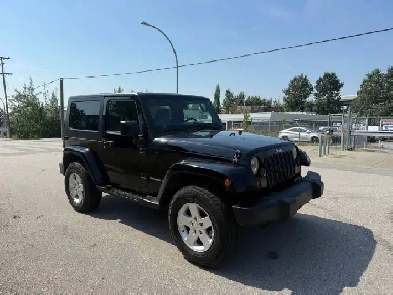 2009 Jeep Wrangler X 4WD 2DR 6SPEED MANUAL LEATHER LOCAL BC