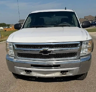 2013 Chevrolet Silverado 1500 LS CREW CAB / 5.8 BOX SB - 4X4