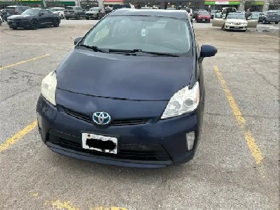 2012 Toyota Prius – High KM but Running Good - Gas Saver – AS-IS