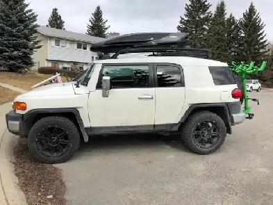 2008 Toyota FJ Cruiser $16,000 obo