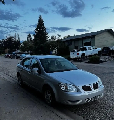 LOW KMS! Pontiac G5