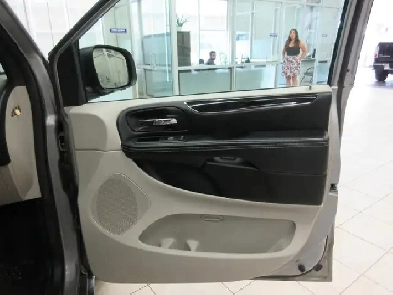DODGE GRAND CARAVAN 2016 SXT PREMIUM PLUS STOW-N-GO 7 PASSAGERS