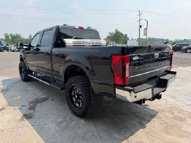 2021 Ford F250 XLT 4x4 Diesel