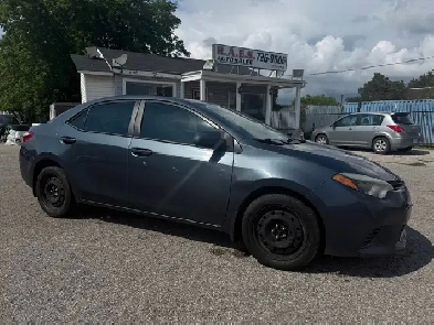 2015 Toyota Corolla LE