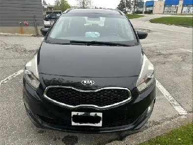 Kia Rondo (7-Seater) – 4 cyl Fuel Efficient Low KM - AS-IS