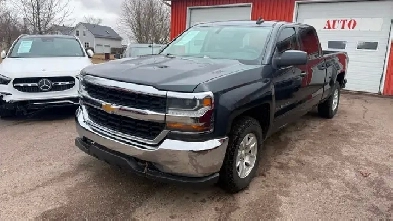 2018 Chev Silverado Crew Cab 4x4