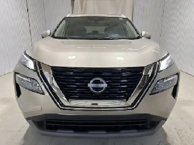 Nissan Rogue SV TI avec ensemble toit ouvrant 2023 à vendre