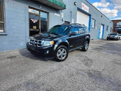 2011 FORD ESCAPE XLT   certified