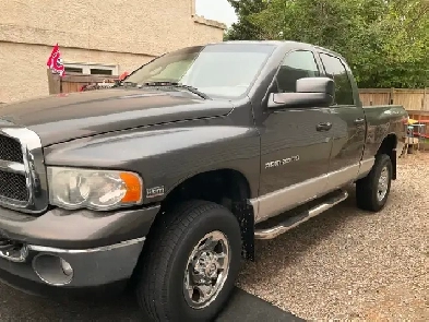 2004 Dodge Ram 2500 HD SLT