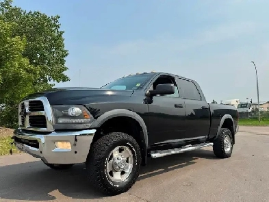 2013 Ram 2500 Power Wagon - 6.4L - SUNROOF