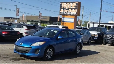 2013 Mazda MAZDA3 GS-SKY