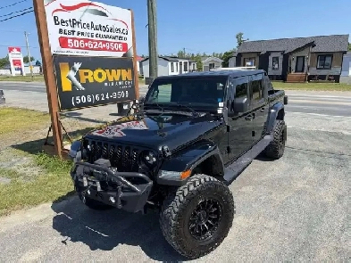 2023 Jeep Gladiator JACKED! STUNNING! LOOK AT THIS BEAST!