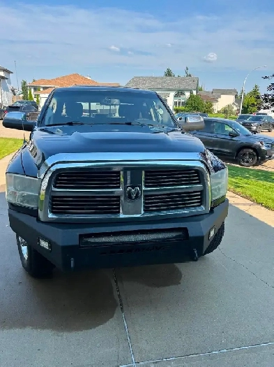2012 Ram Laramie 3500 diesel
