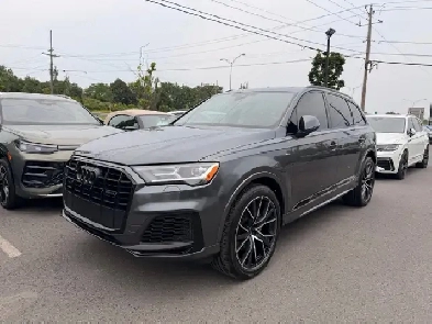2022 Audi Q7 Komfort  Toit ouvrant pano | Cuir | Navi | Financem