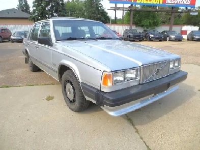1986 Volvo 740/760 GLE 2.3L | Htd Lthr/Roof ~ Only 181k~Carfax C