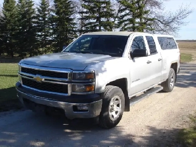 2014 Silverado 1500 4X4 with safety