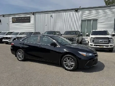 2017 Toyota Camry SE/FWD/BACKUP CAMERA/LEATHER SEATS/EASY FINANC