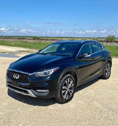 2017 Infiniti QX30
