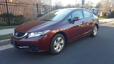 Honda Civic LX 2013 très propre