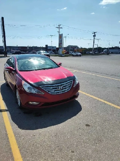 2013 Hyundai sonata, clean title ,fresh safety