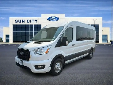 2022 Ford Transit Passenger Wagon XLT